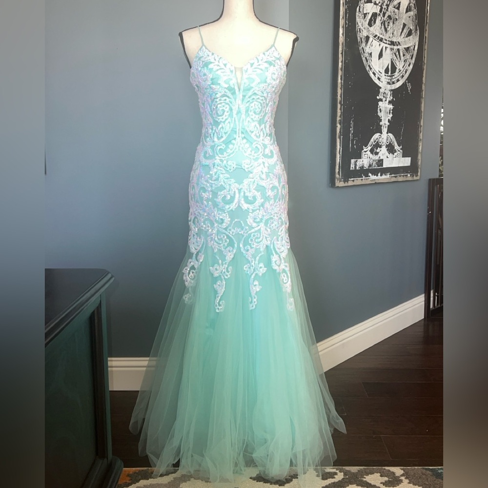 Camellia Prom Dress